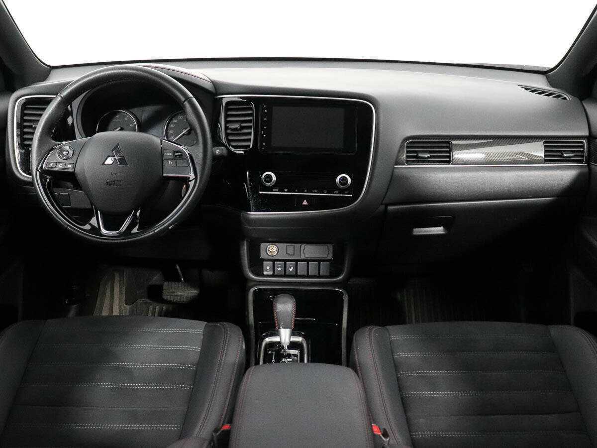 Mitsubishi Outlander 2021 года с пробегом. Фото: #15