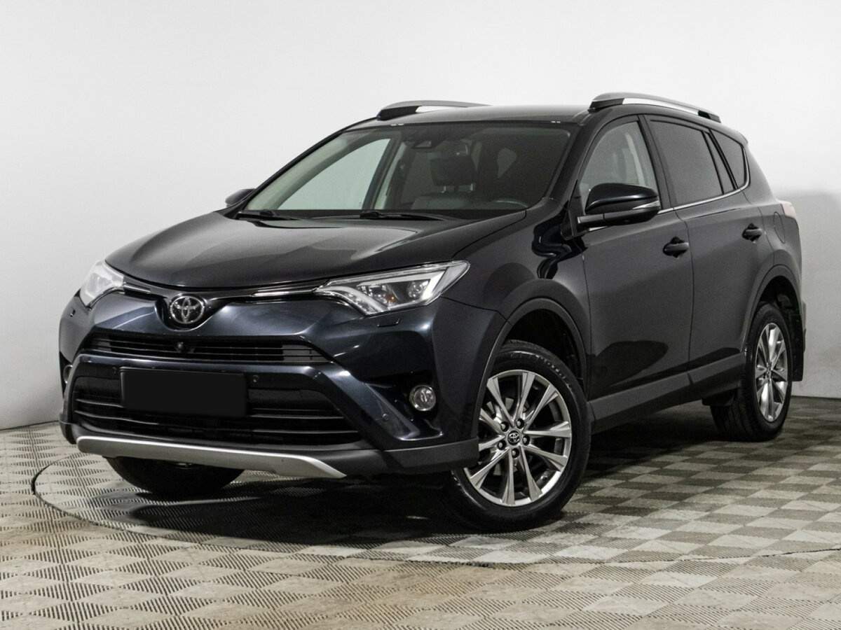 Toyota RAV4 2017 года с пробегом. Посмотреть фото