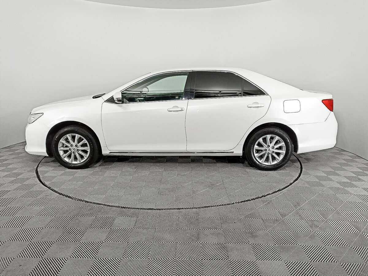 Toyota Camry 2014 года с пробегом. Фото: #7