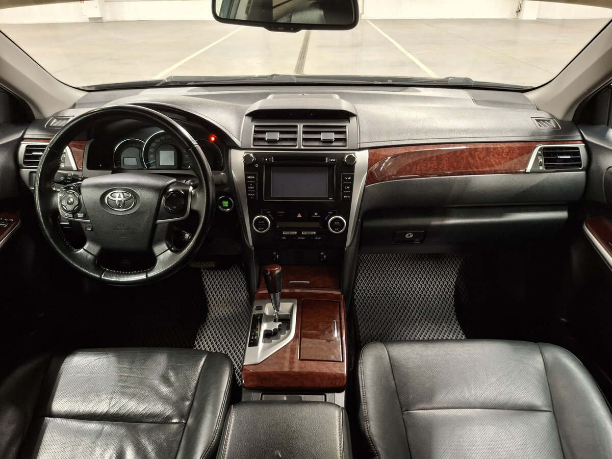 Toyota Camry 2014 года с пробегом. Фото: #13
