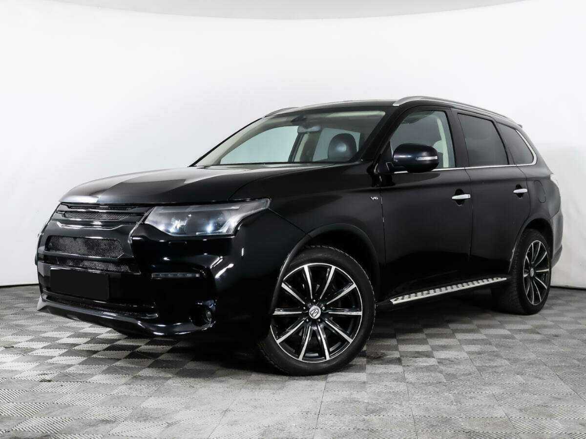 Mitsubishi Outlander 2014 года с пробегом. Посмотреть фото