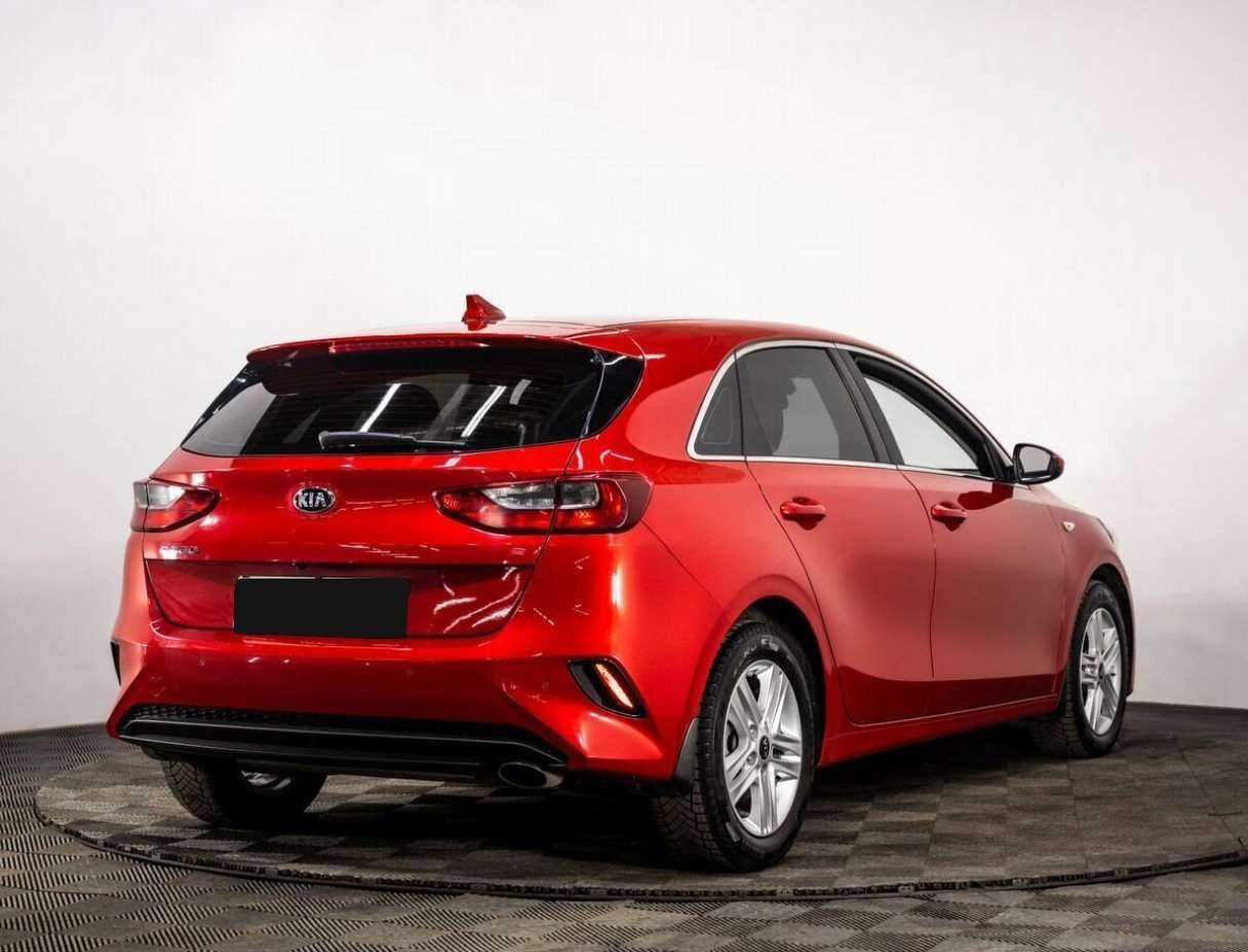 Kia Ceed 2019 года с пробегом. Фото: #5