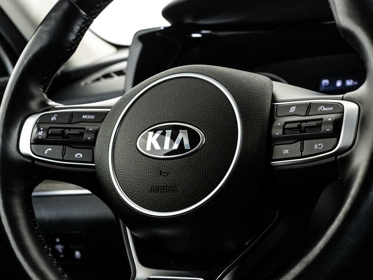 Kia K5 2020 года с пробегом. Фото: #10