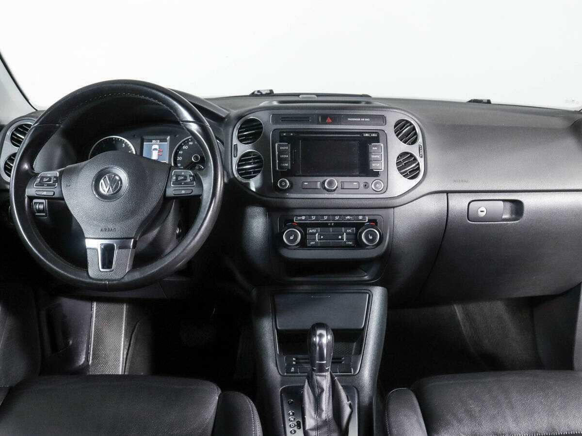 Volkswagen Tiguan 2012 года с пробегом. Фото: #9