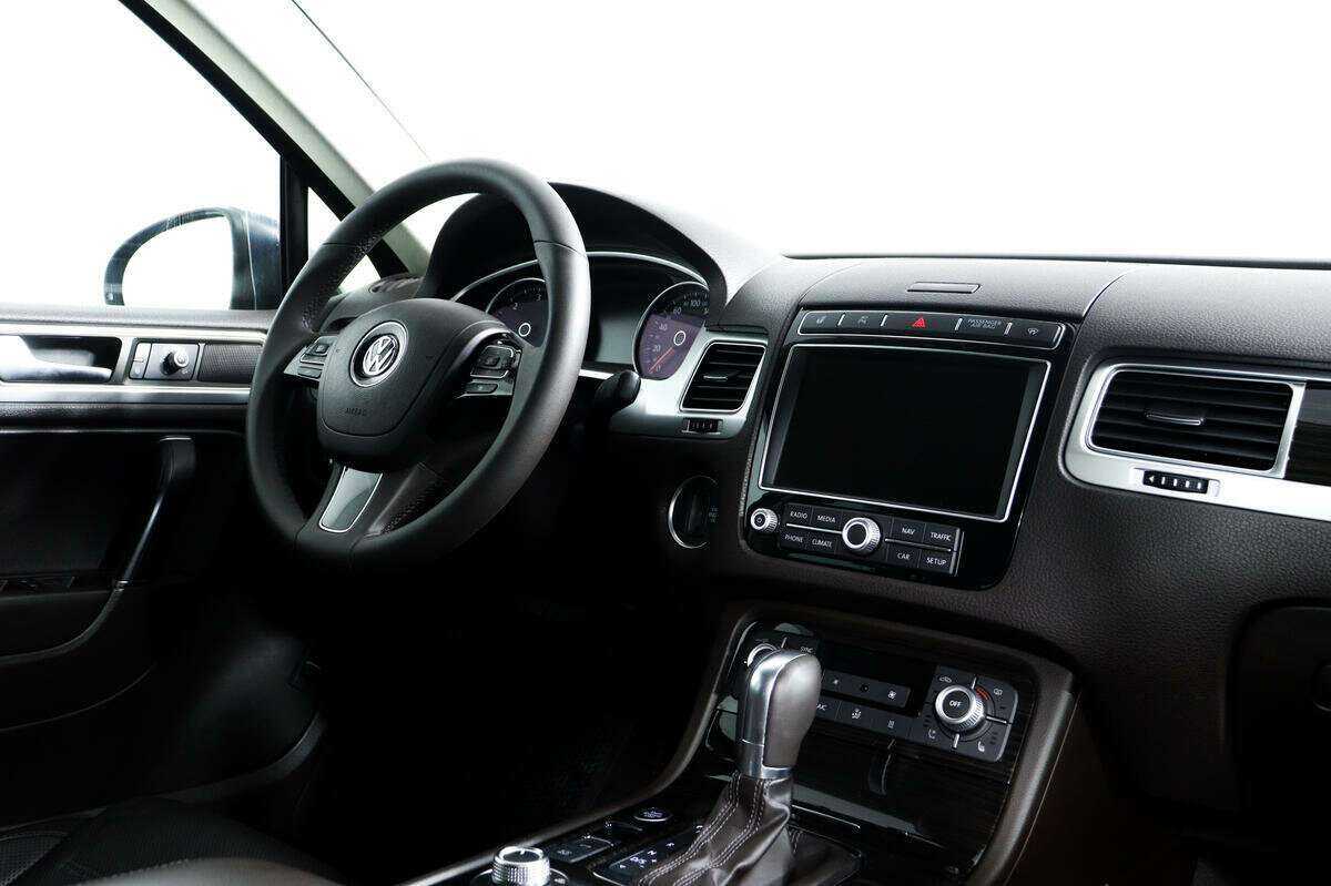 Volkswagen Touareg 2015 года с пробегом. Фото: #8