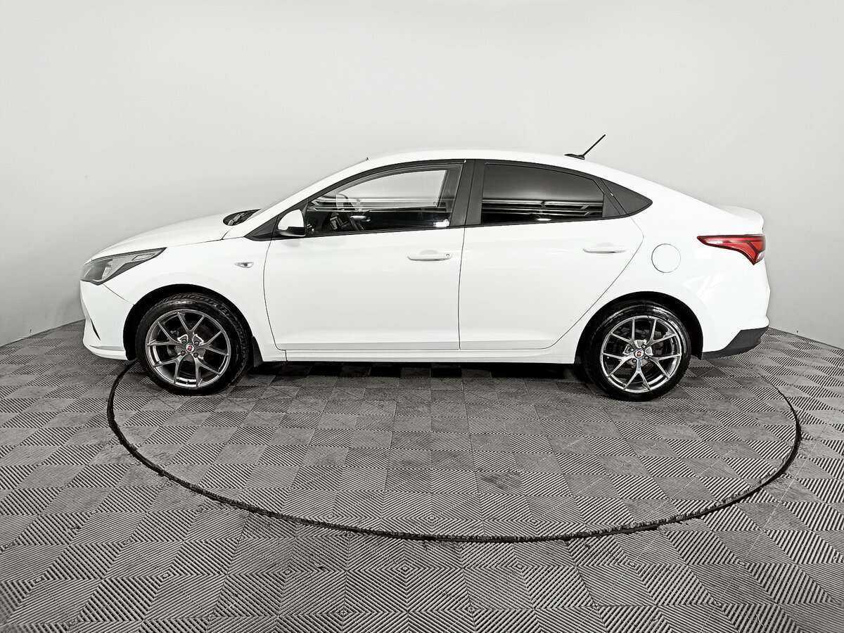 Hyundai Solaris 2020 года с пробегом. Фото: #7
