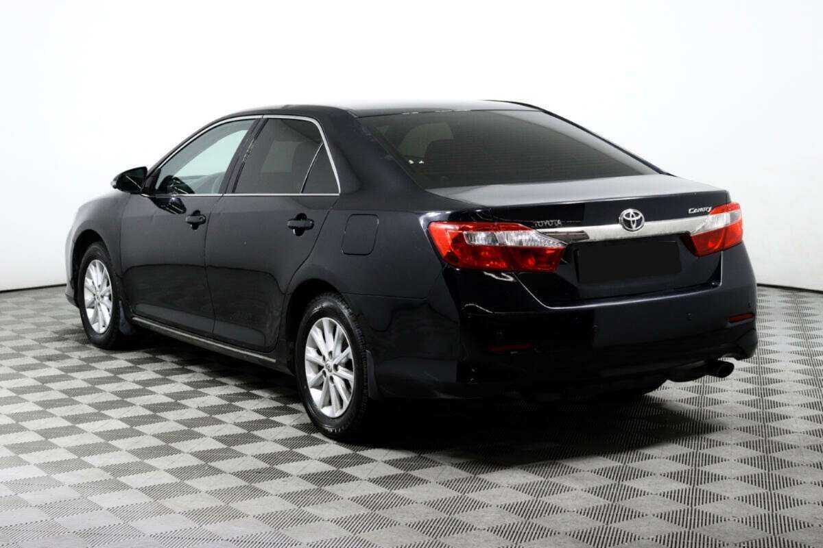 Toyota Camry 2012 года с пробегом. Фото: #6