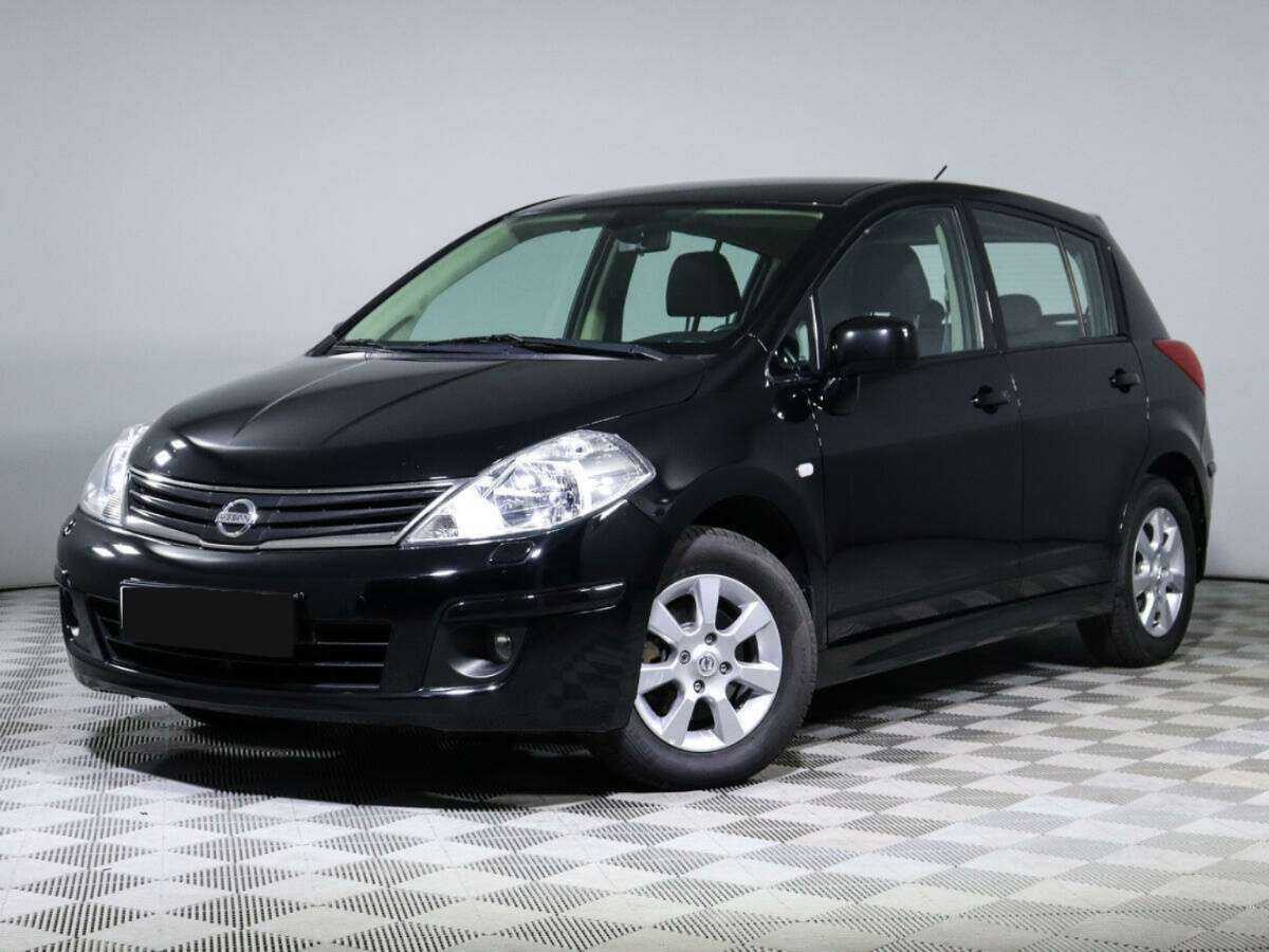 Nissan Tiida 2012 года с пробегом. Посмотреть фото