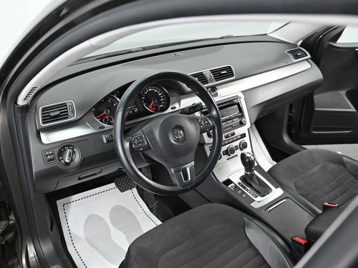 Volkswagen Passat 2012 года с пробегом. Фото: #7