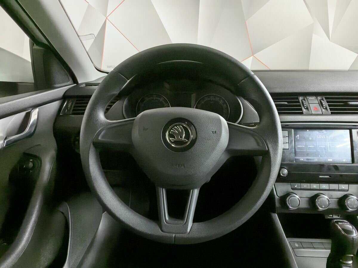 Skoda Octavia 2020 года с пробегом. Фото: #14