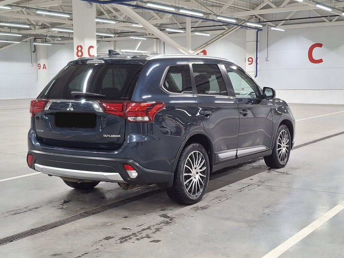 Mitsubishi Outlander 2017 года с пробегом. Фото: #4