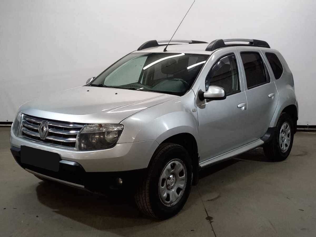 Renault Duster 2012 года с пробегом. Посмотреть фото