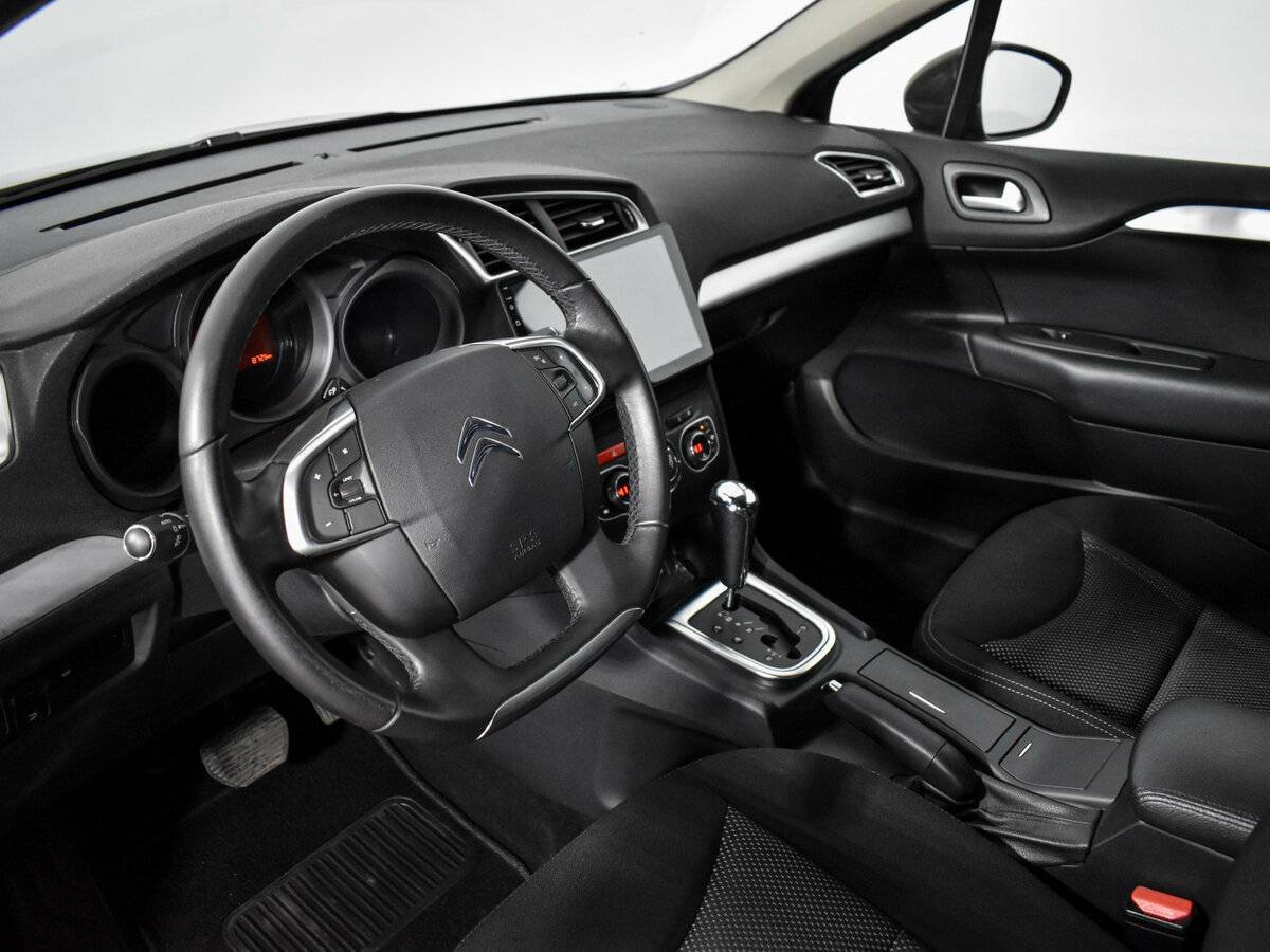 Citroen C4 2015 года с пробегом. Фото: #8