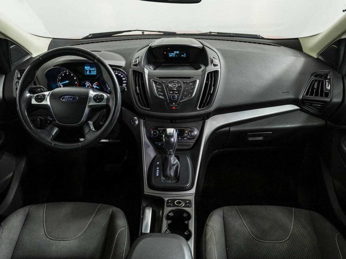 Ford Kuga 2015 года с пробегом. Фото: #10