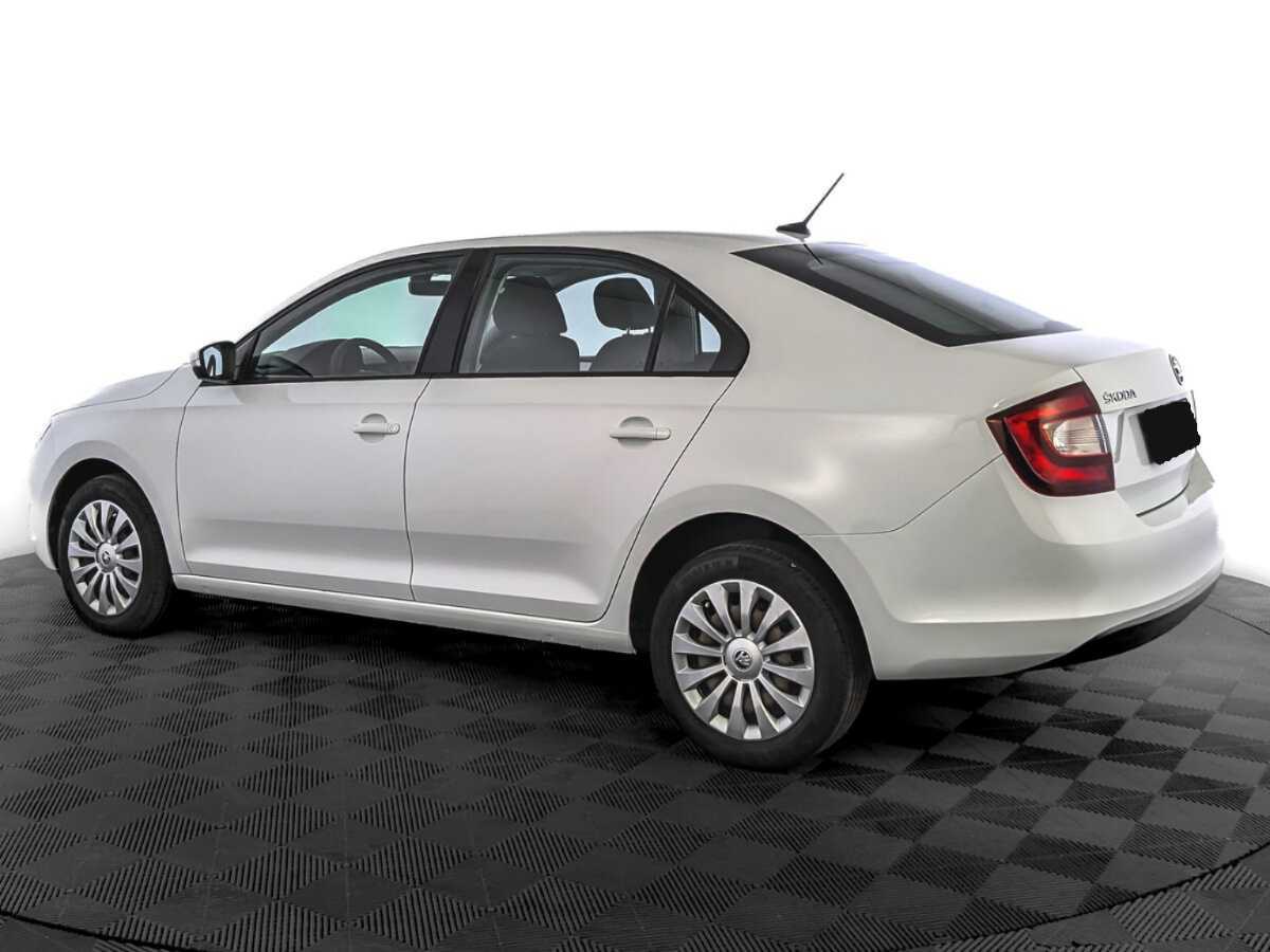 Skoda Rapid 2019 года с пробегом. Фото: #6