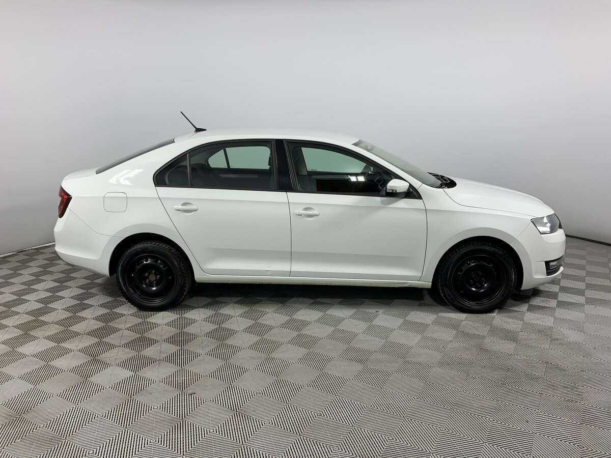 Skoda Rapid 2019 года с пробегом. Фото: #3