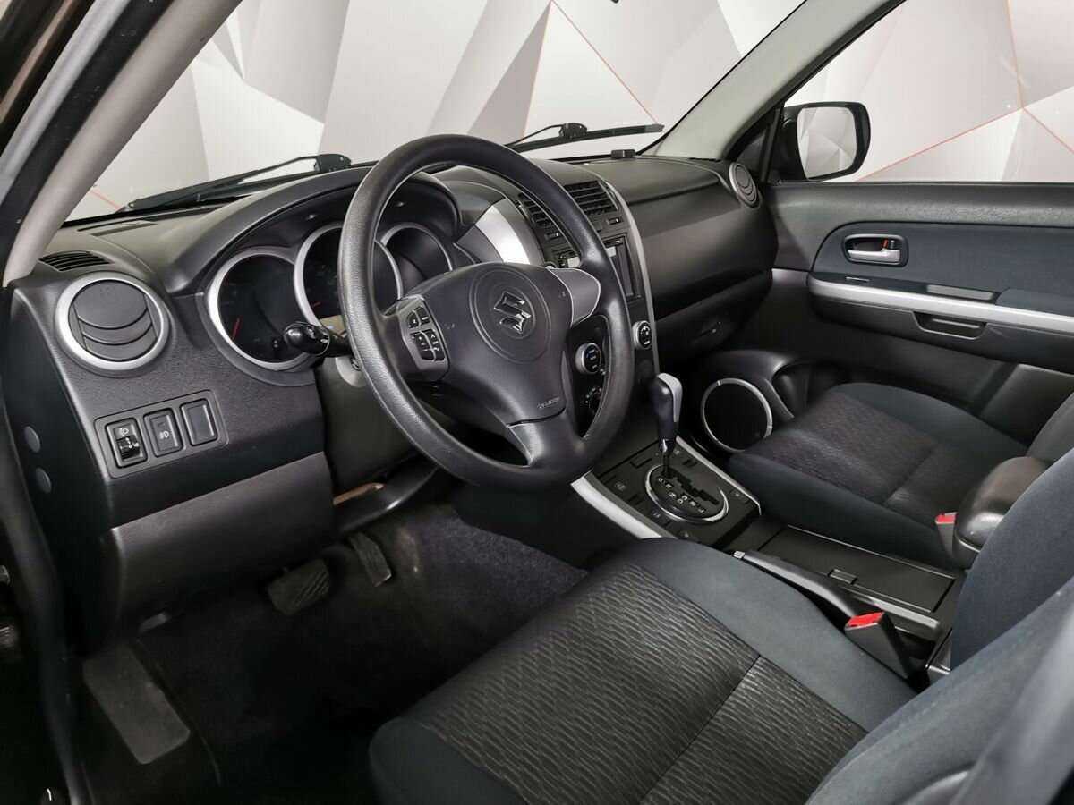Suzuki Grand Vitara 2013 года с пробегом. Фото: #13