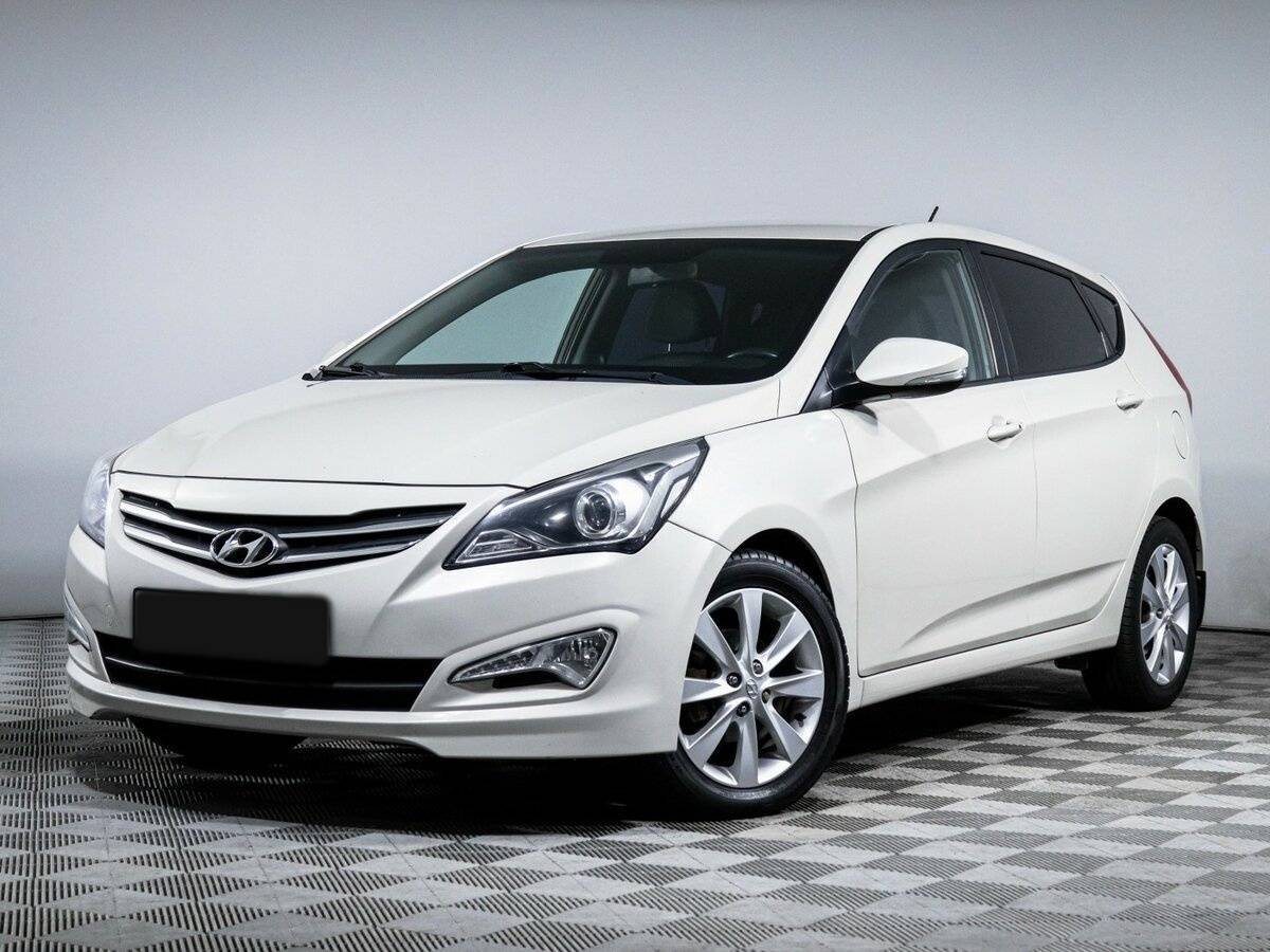Hyundai Solaris 2015 года с пробегом. Посмотреть фото