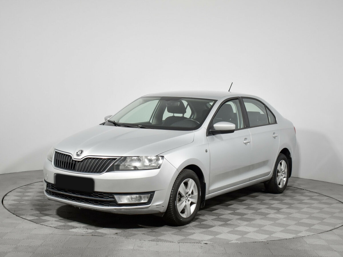 Skoda Rapid 2017 года с пробегом. Посмотреть фото