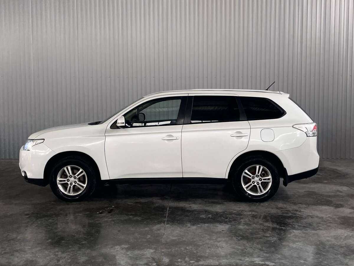 Mitsubishi Outlander 2013 года с пробегом. Фото: #7
