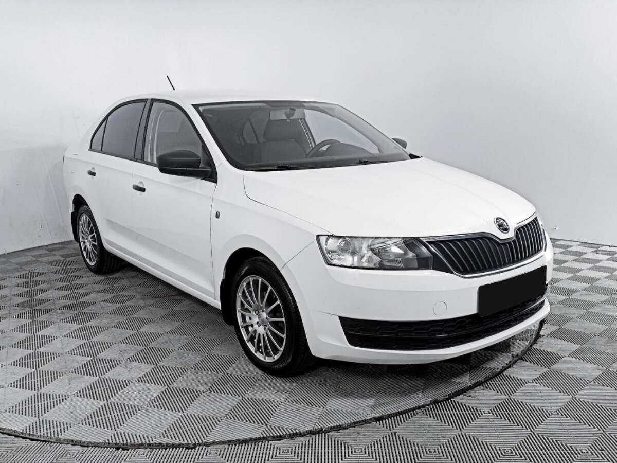 Skoda Rapid 2017 года с пробегом. Фото: #2