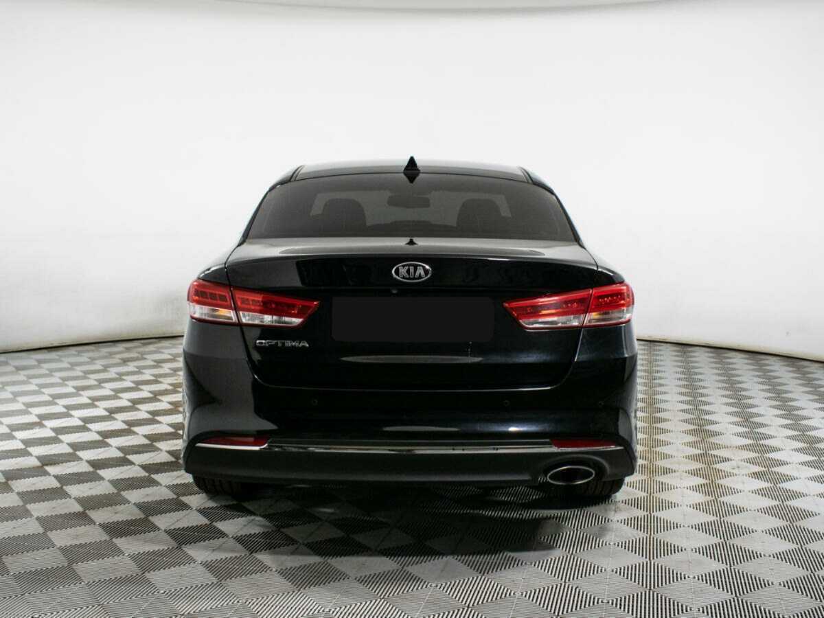 Kia Optima 2018 года с пробегом. Фото: #5