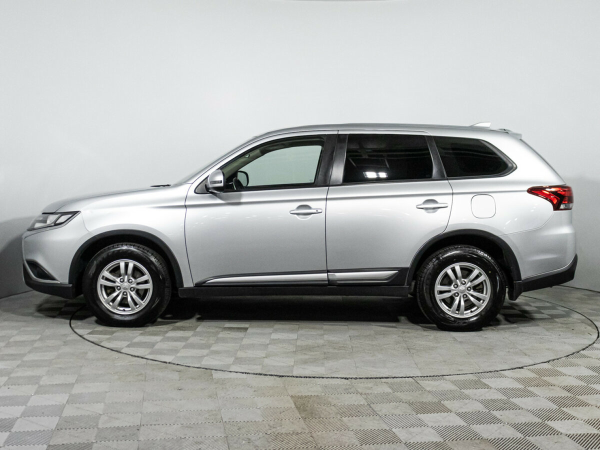 Mitsubishi Outlander 2019 года с пробегом. Фото: #7