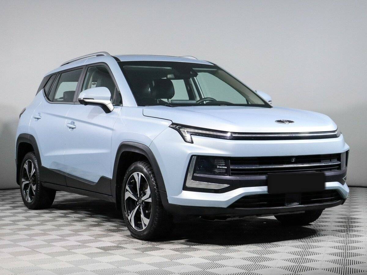 Москвич 3 2023 года с пробегом. Фото: #2