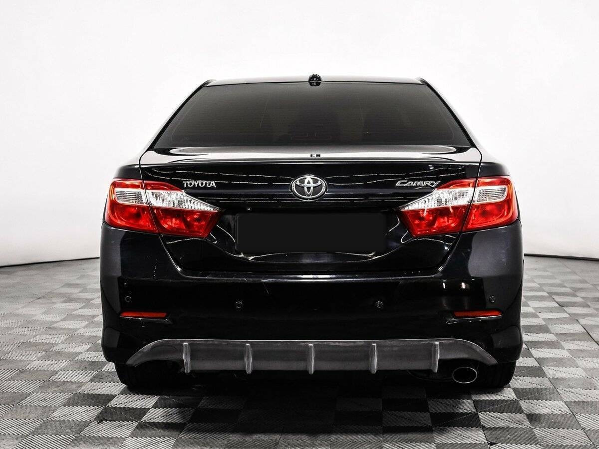 Toyota Camry 2012 года с пробегом. Фото: #5