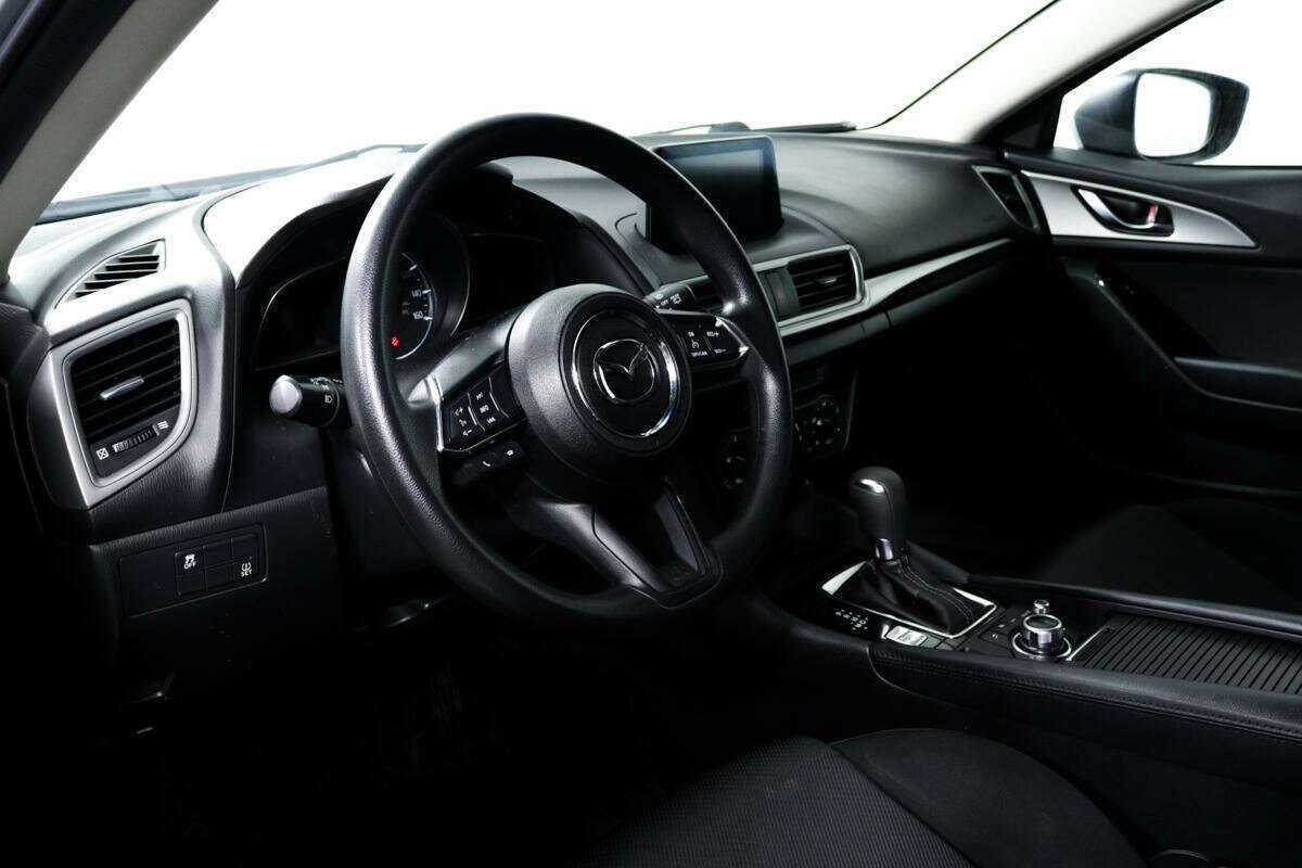Mazda 3 2016 года с пробегом. Фото: #12