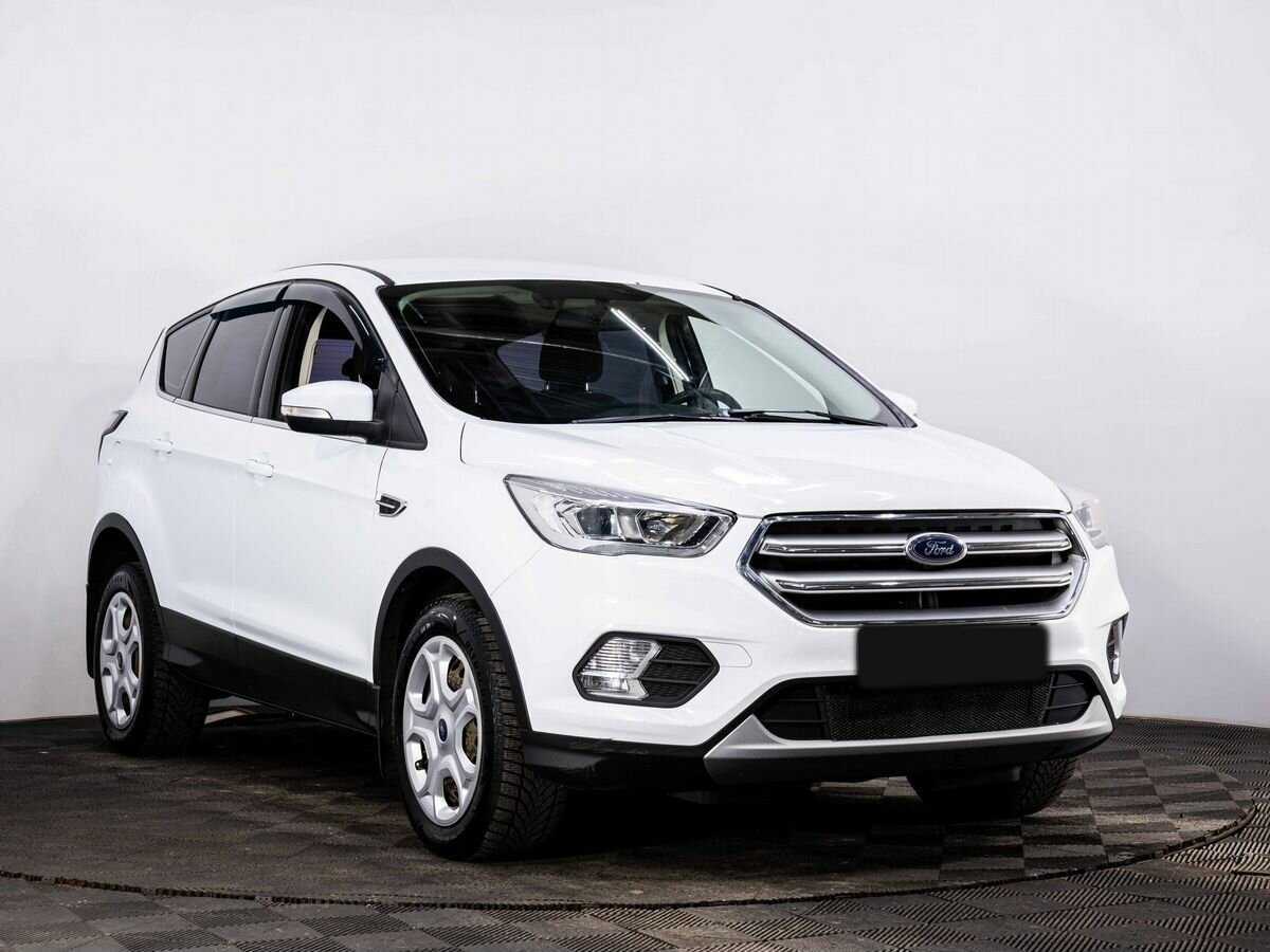 Ford Kuga 2017 года с пробегом. Фото: #2