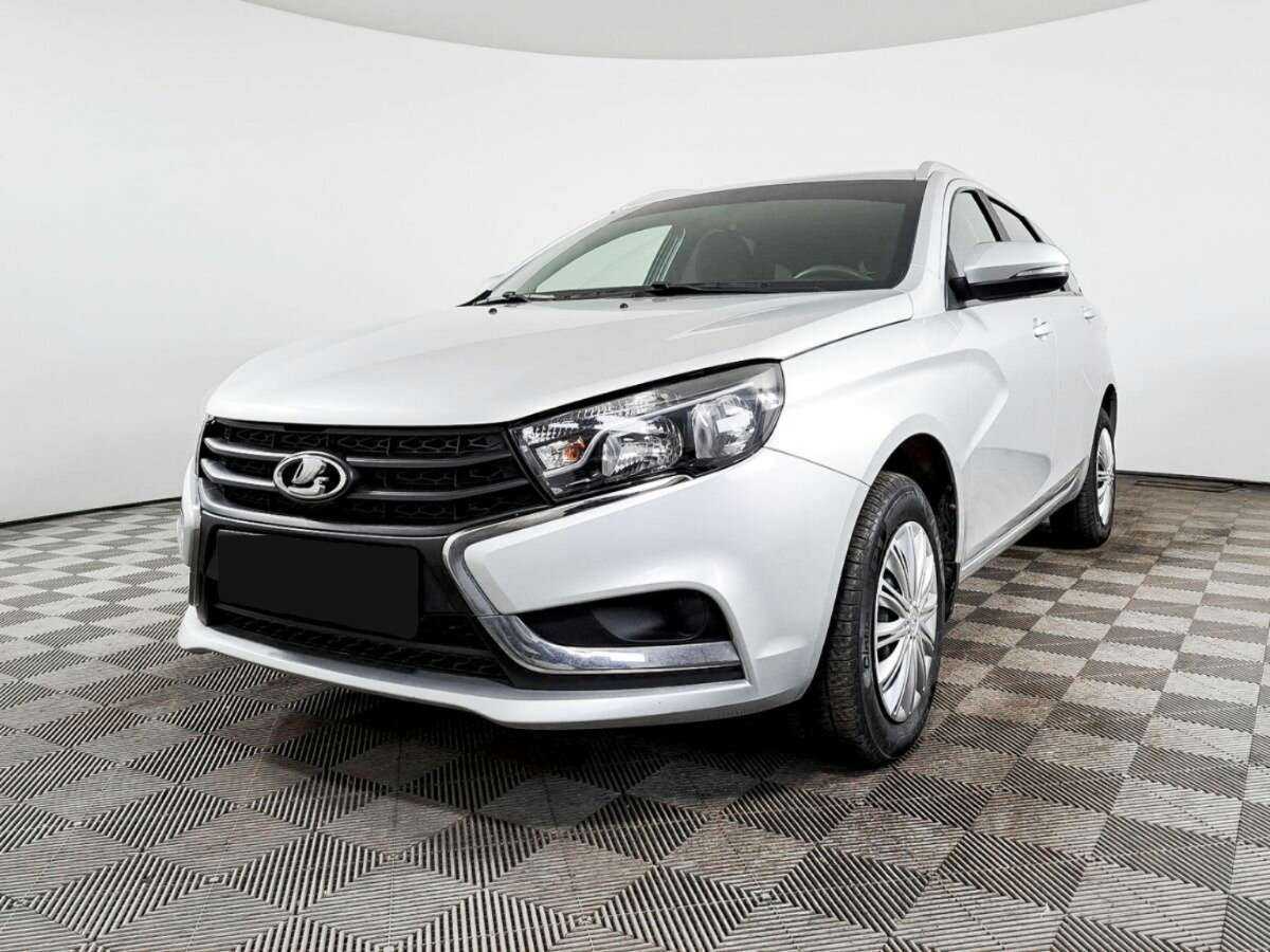 Lada (ВАЗ) Vesta 2020 года с пробегом. Посмотреть фото