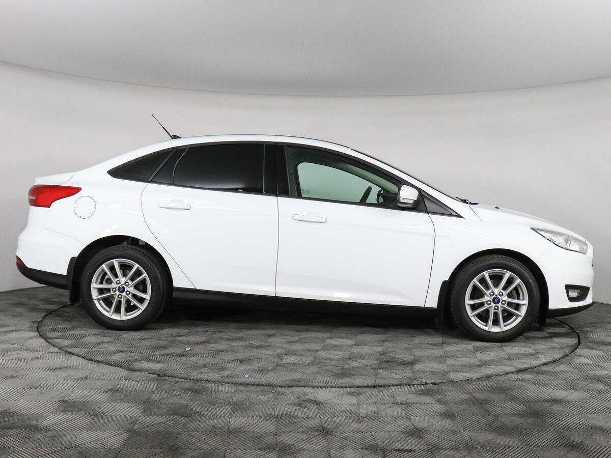 Ford Focus 2019 года с пробегом. Фото: #3