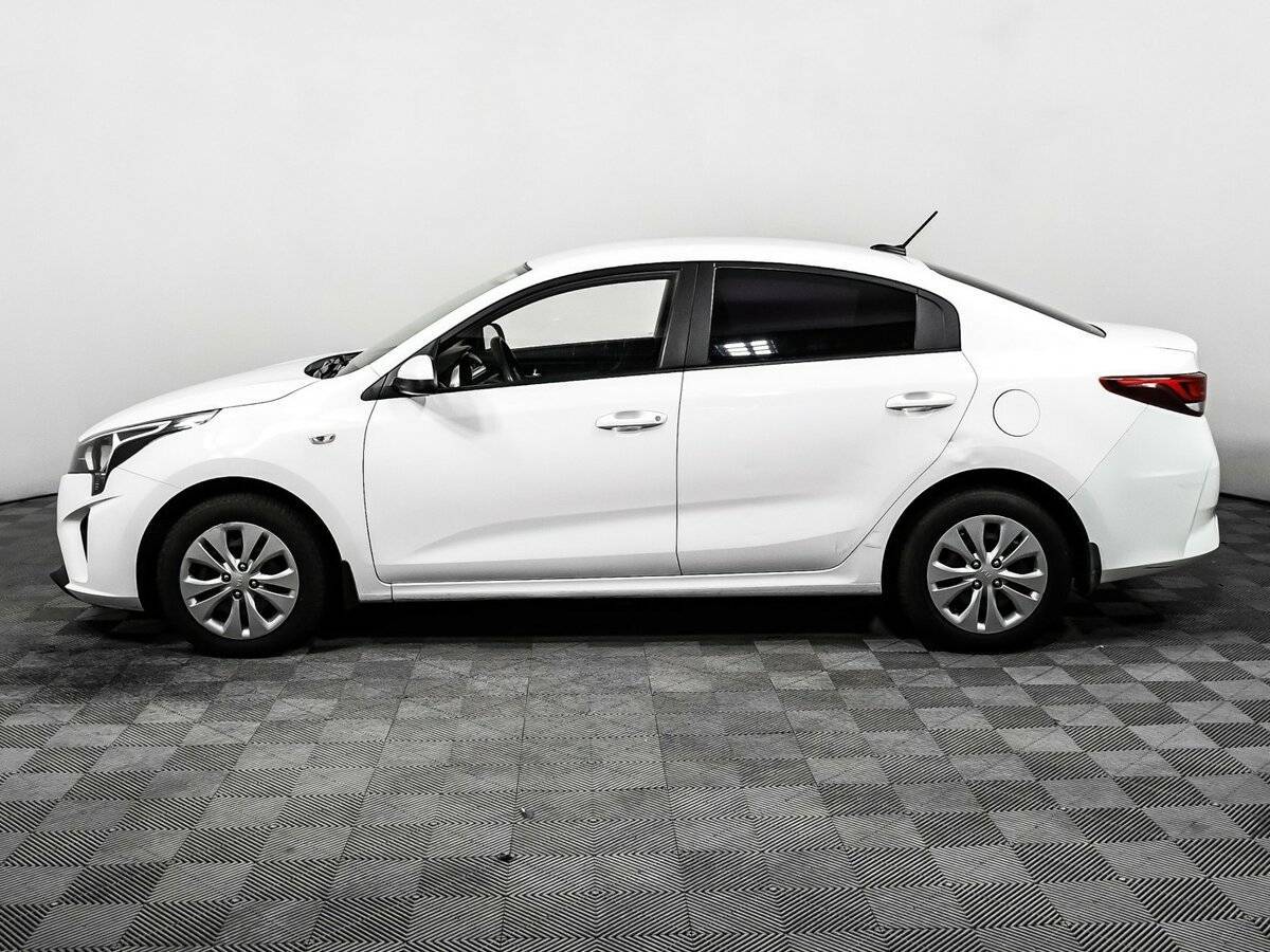 Kia Rio 2021 года с пробегом. Фото: #7