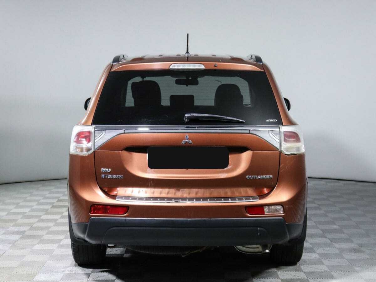 Mitsubishi Outlander 2012 года с пробегом. Фото: #5