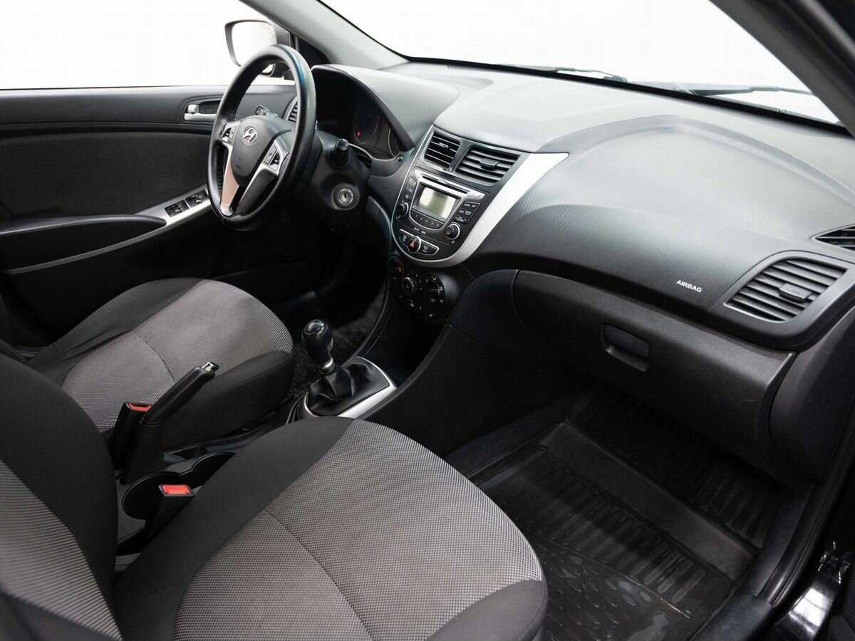 Hyundai Solaris 2013 года с пробегом. Фото: #10