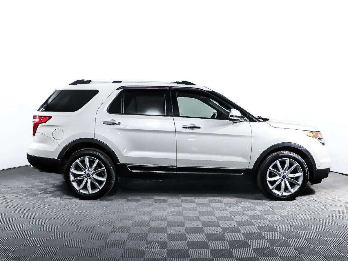 Ford Explorer 2012 года с пробегом. Фото: #3