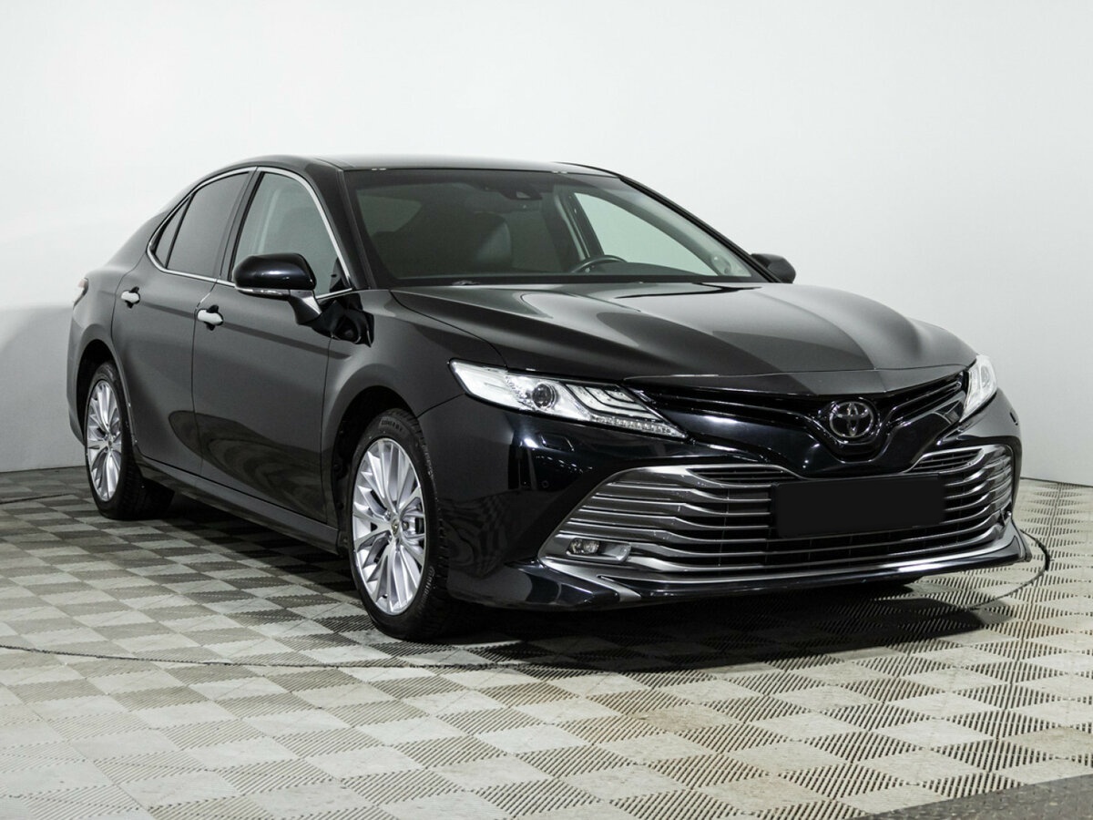 Toyota Camry 2020 года с пробегом. Фото: #2