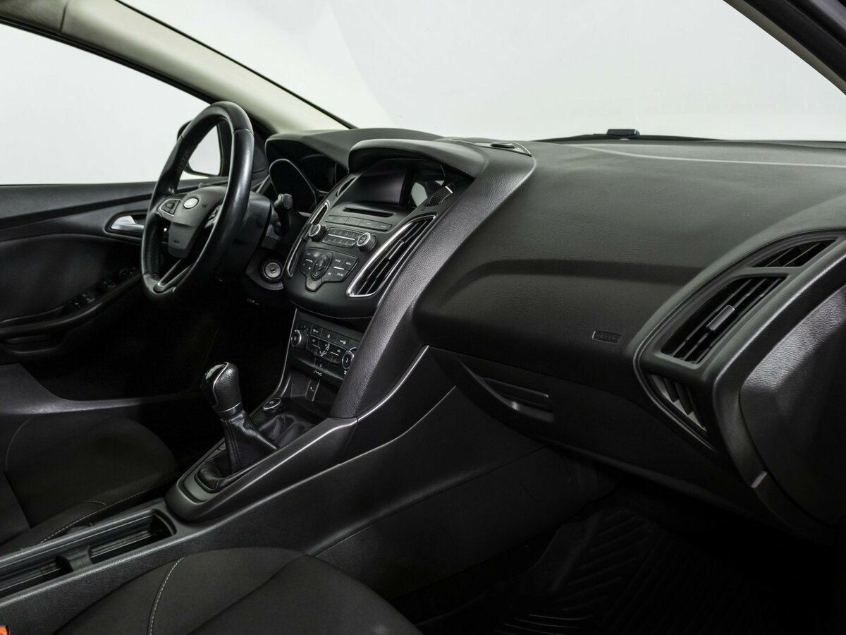 Ford Focus 2018 года с пробегом. Фото: #7