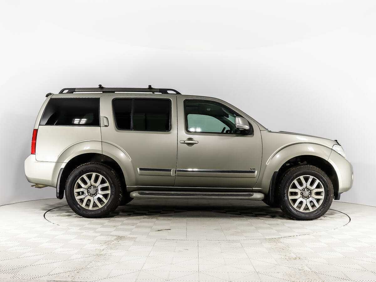 Nissan Pathfinder 2012 года с пробегом. Фото: #3