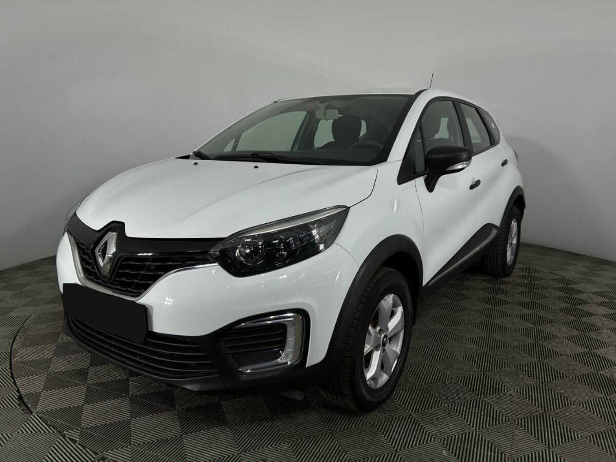 Renault Kaptur 2018 года с пробегом. Посмотреть фото