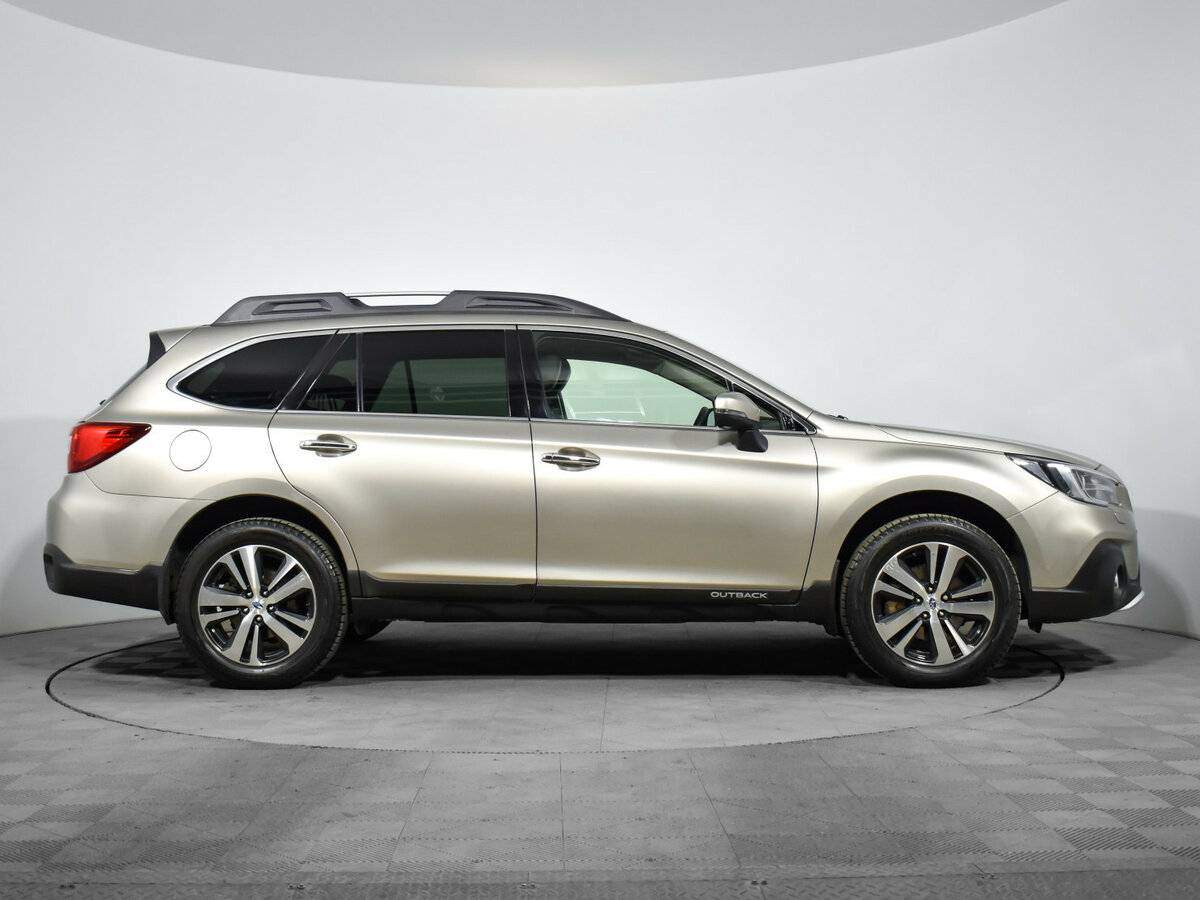 Subaru Outback 2018 года с пробегом. Фото: #3