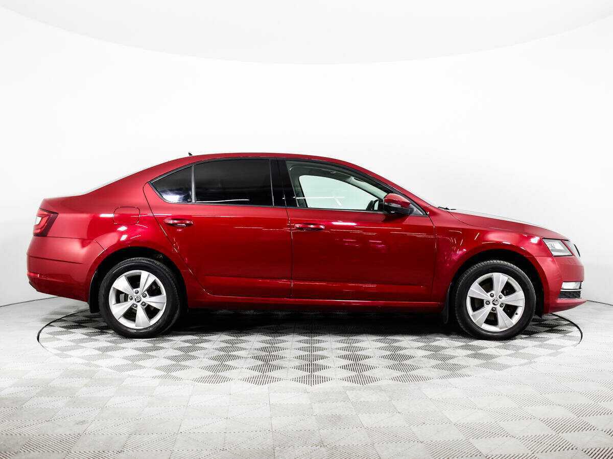 Skoda Octavia 2017 года с пробегом. Фото: #3
