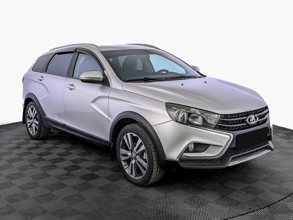 Lada (ВАЗ) Vesta 2021 года с пробегом. Фото: #2
