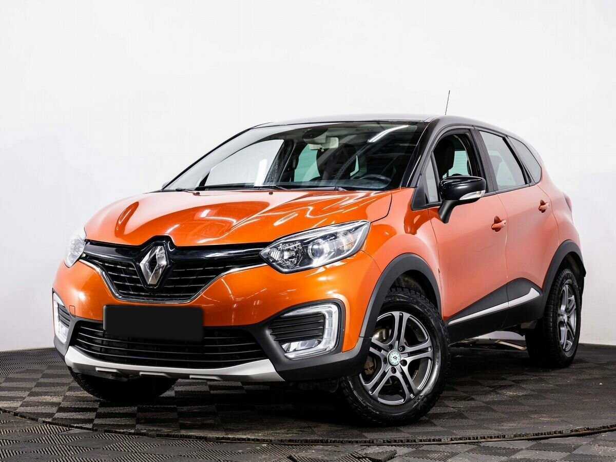 Renault Kaptur 2017 года с пробегом. Посмотреть фото