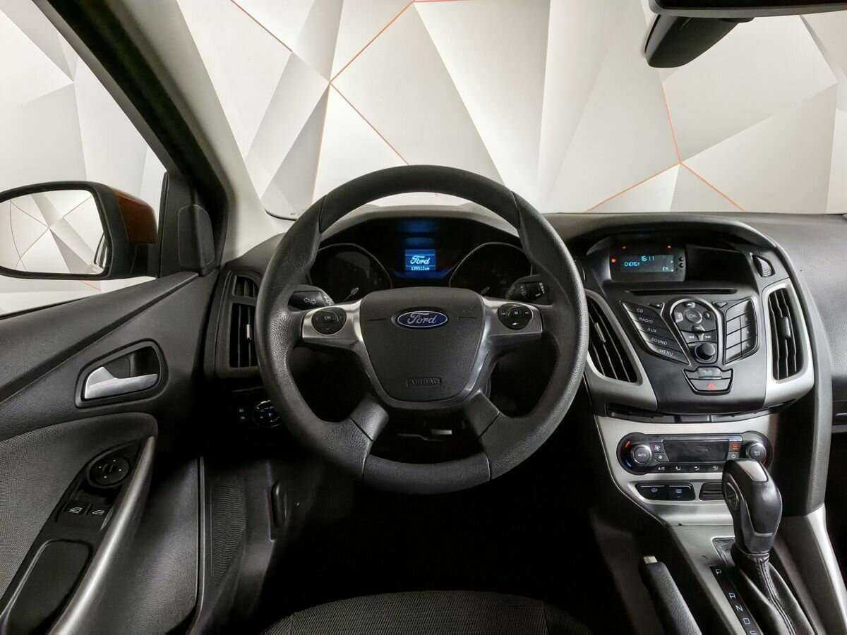 Ford Focus 2013 года с пробегом. Фото: #14
