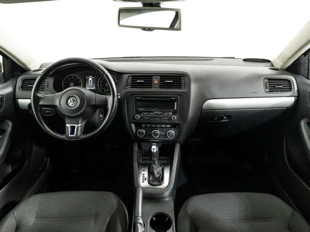 Volkswagen Jetta 2012 года с пробегом. Фото: #12