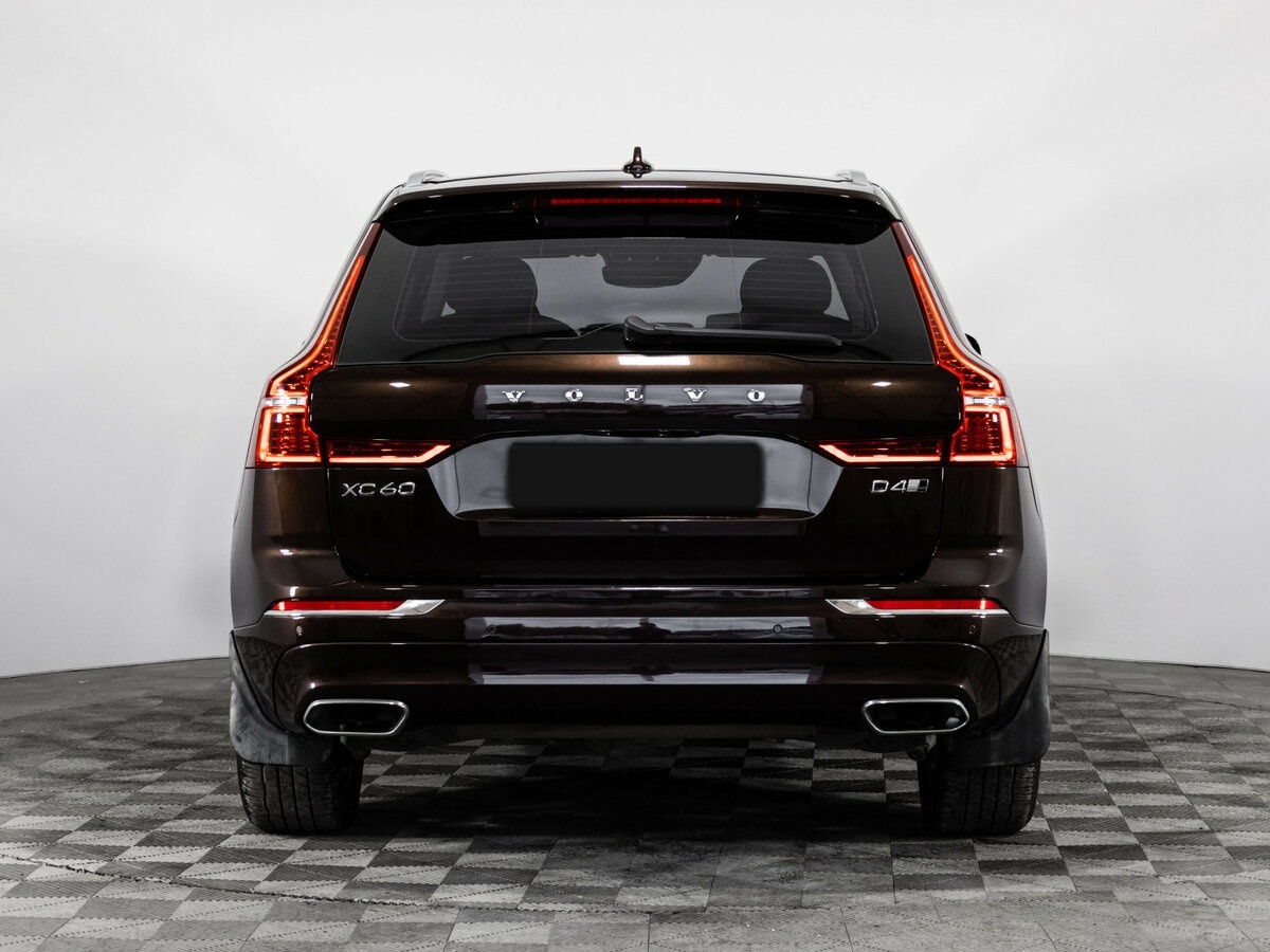 Volvo XC60 2019 года с пробегом. Фото: #4