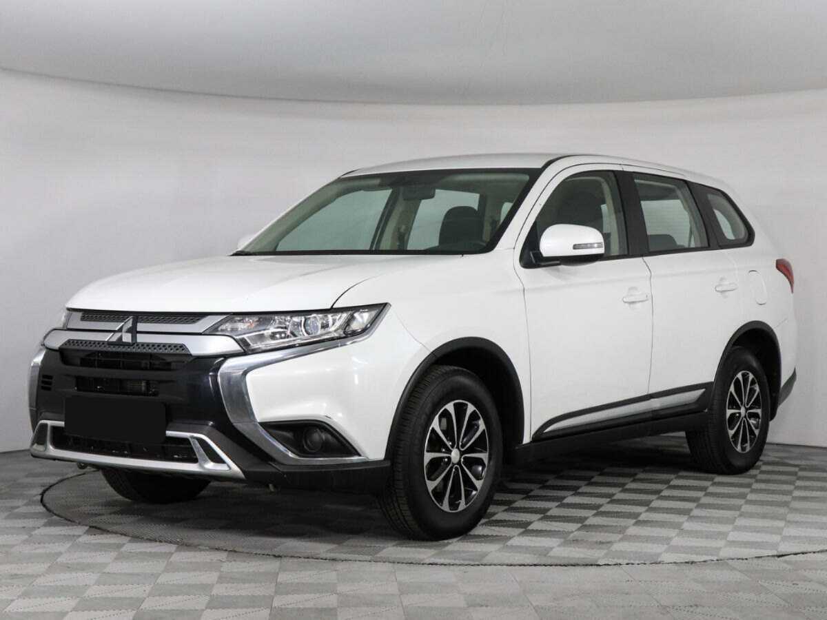 Mitsubishi Outlander 2020 года с пробегом. Посмотреть фото