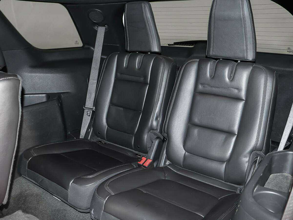 Ford Explorer 2012 года с пробегом. Фото: #10